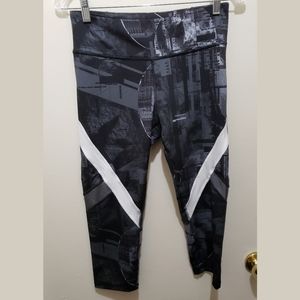 Reebok Abstract Capris